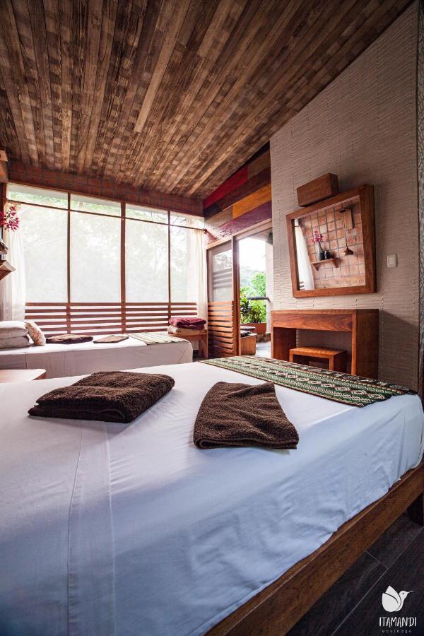 Itamandi Eco Lodge Río Arajuno エクステリア 写真